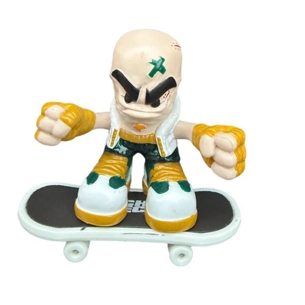 Tech Deck‎ Dudes Skater Figure w/ Fingerboard White Green Yellow Set vintage